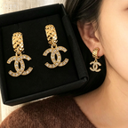 Quilted Double-C Pendant Stud Earrings–Lattice Matelassé