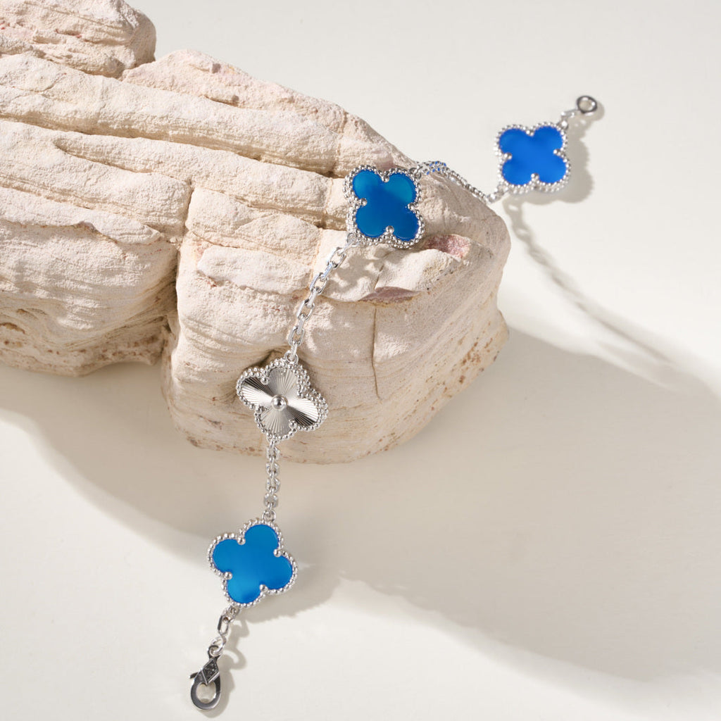 Five-Motif Four-Leaf Clover Bracelet – Lucky Charm for Everyday Wear