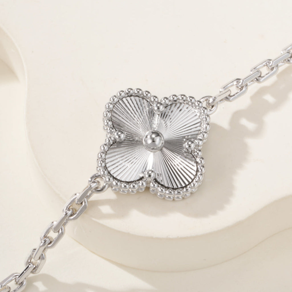 Five-Motif Four-Leaf Clover Bracelet – Lucky Charm for Everyday Wear