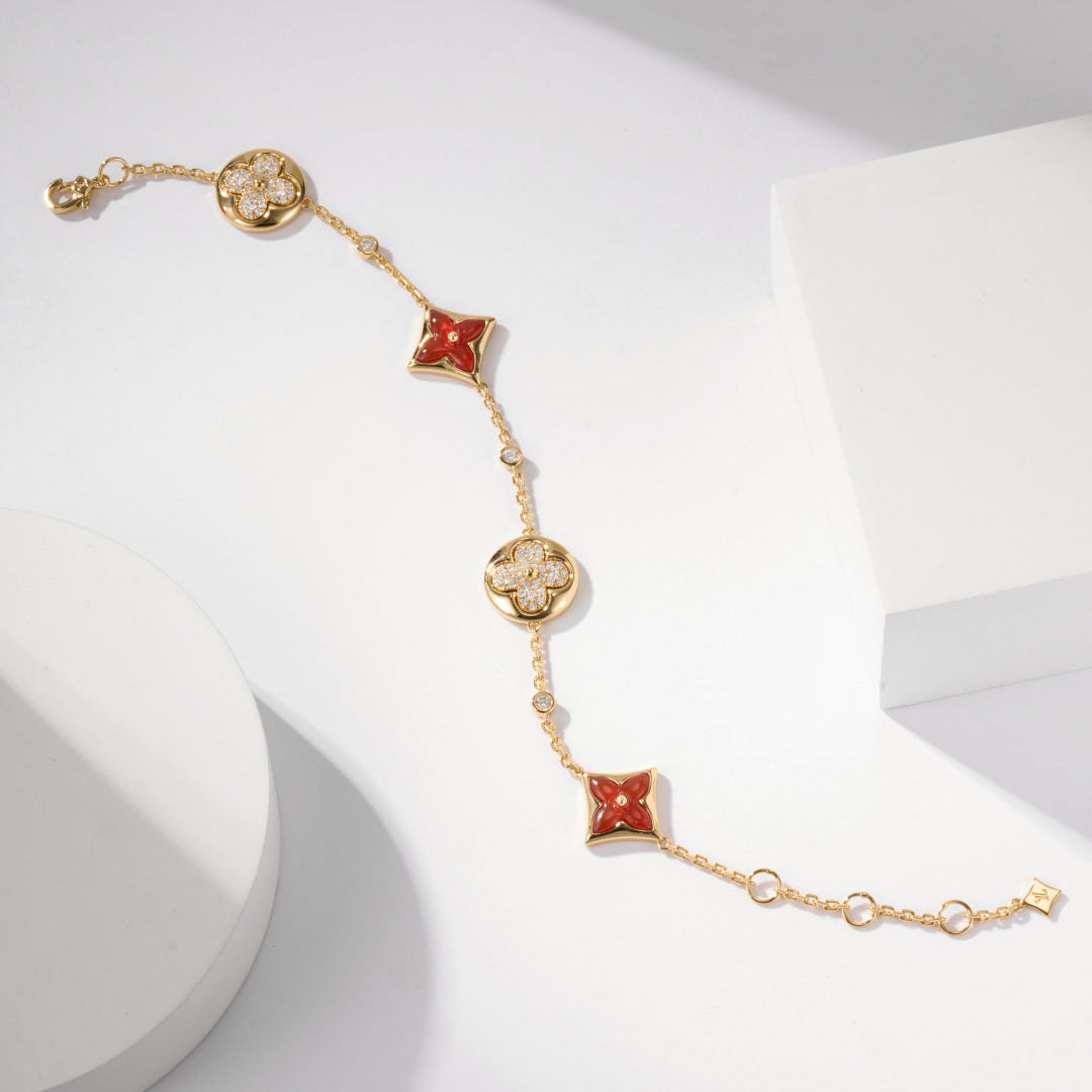 Red Carnelian Bracelet with Gemstone Petals – Elegant Floral Charm