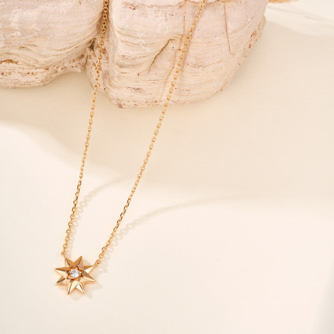 Eight-Pointed Star Necklace with Gemstones – 3D Star Pendant, Understated Style