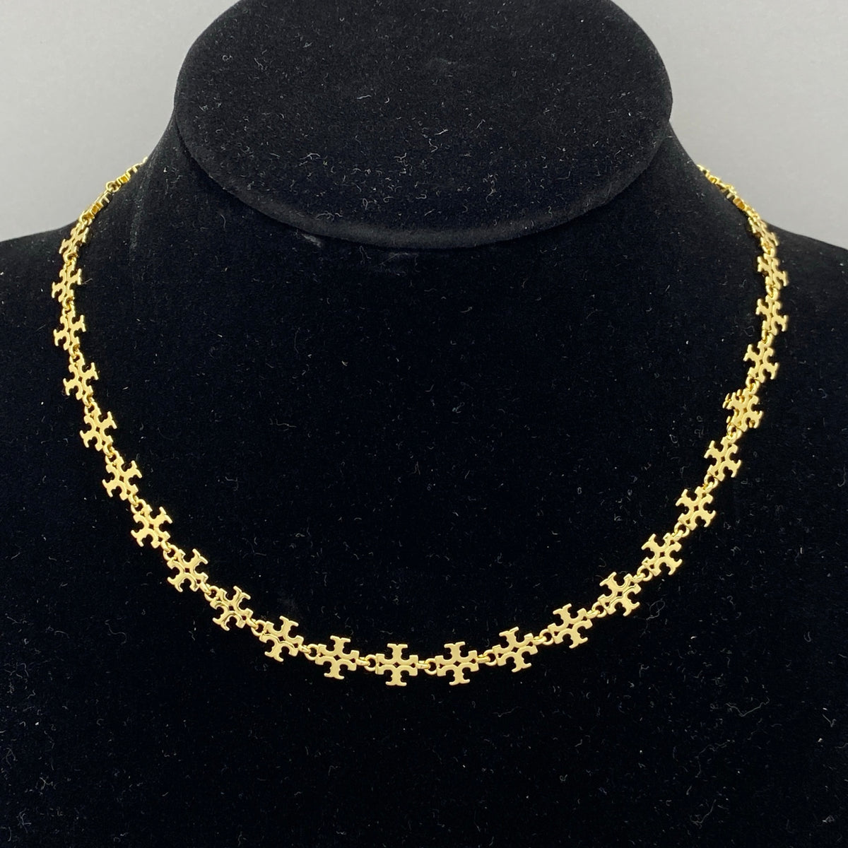 Interlocking T-Link Chain Necklace – Monogram Collar