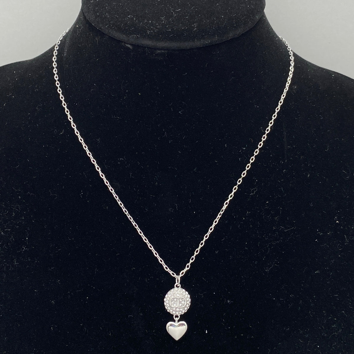 Crystal Pavé Disc Pendant Necklace – Heart Charm