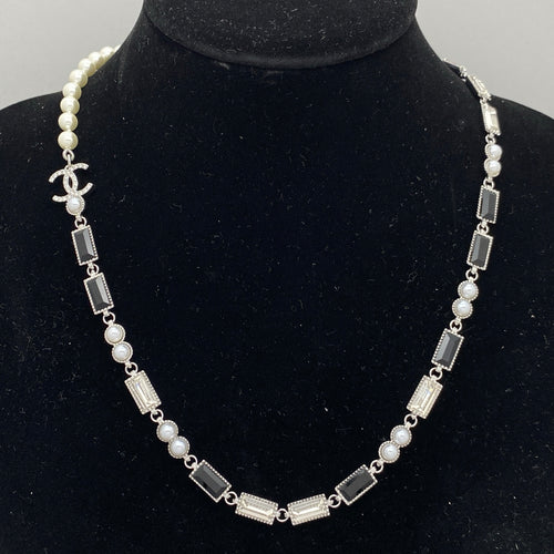 Baguette Crystal and Lustrous Bead Necklace – Interlocking C