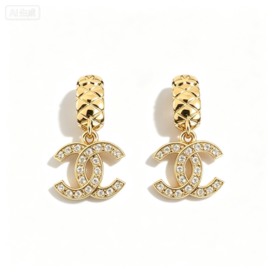 Quilted Double-C Pendant Stud Earrings–Lattice Matelassé