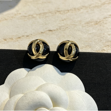 C-Hug-Bead Stud Earrings–Half-Ball Dome Design