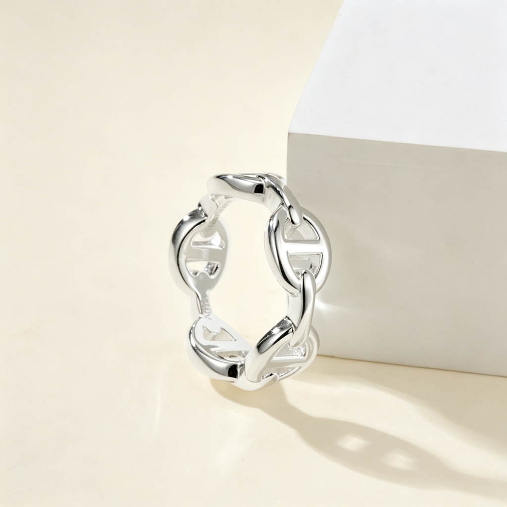 Chain-Link Fashion Ring – Polished Finish