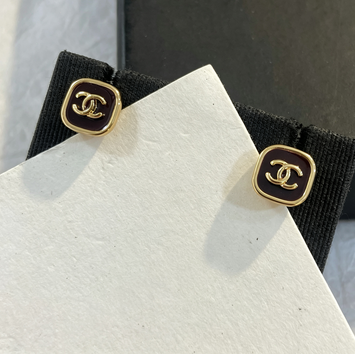 Square Interlocking C Stud Earrings | Block Double-C Design