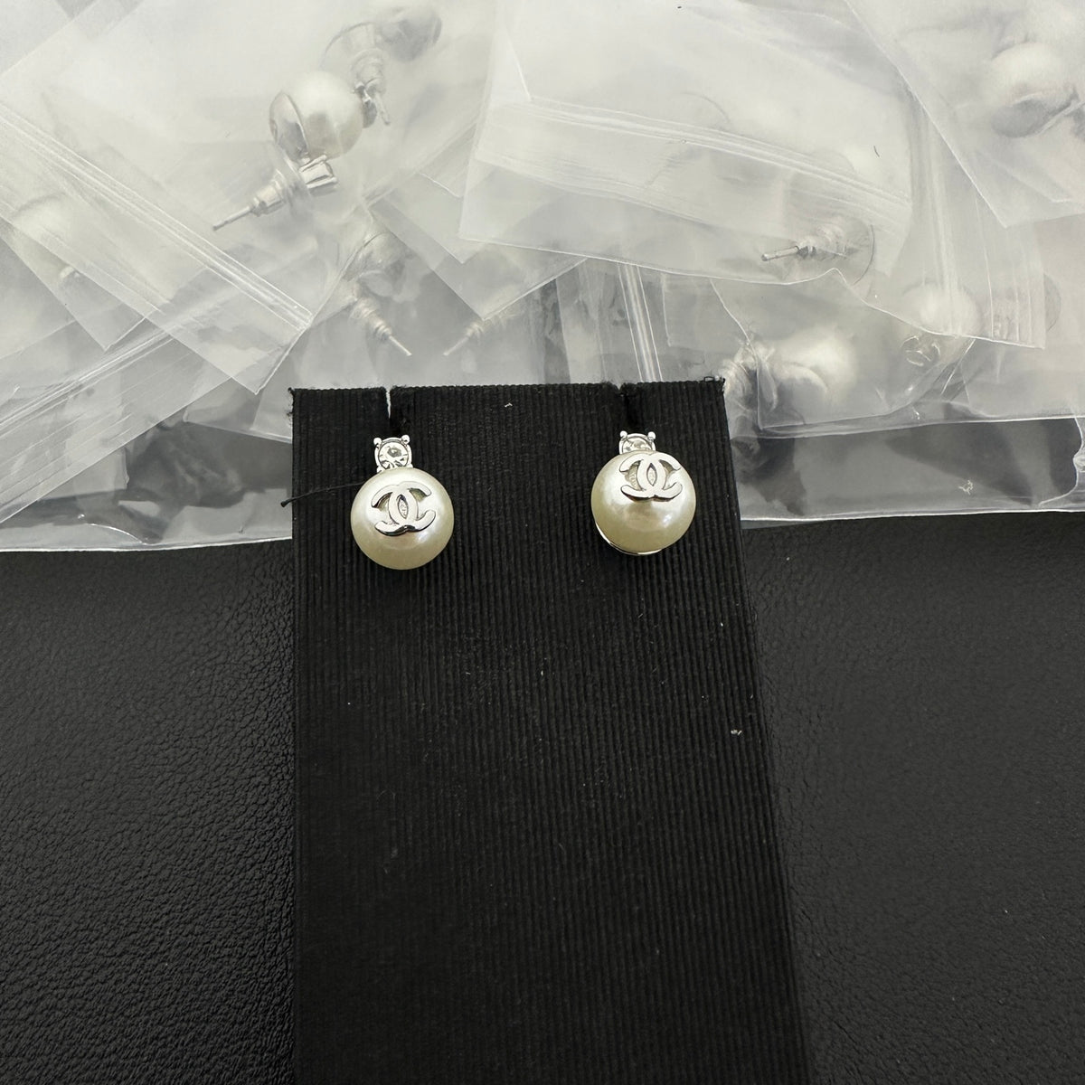 Round Lustrous Bead Drop Stud Earrings Inlaid Sparkling Gemstones Fashion Women Ear Jewelry