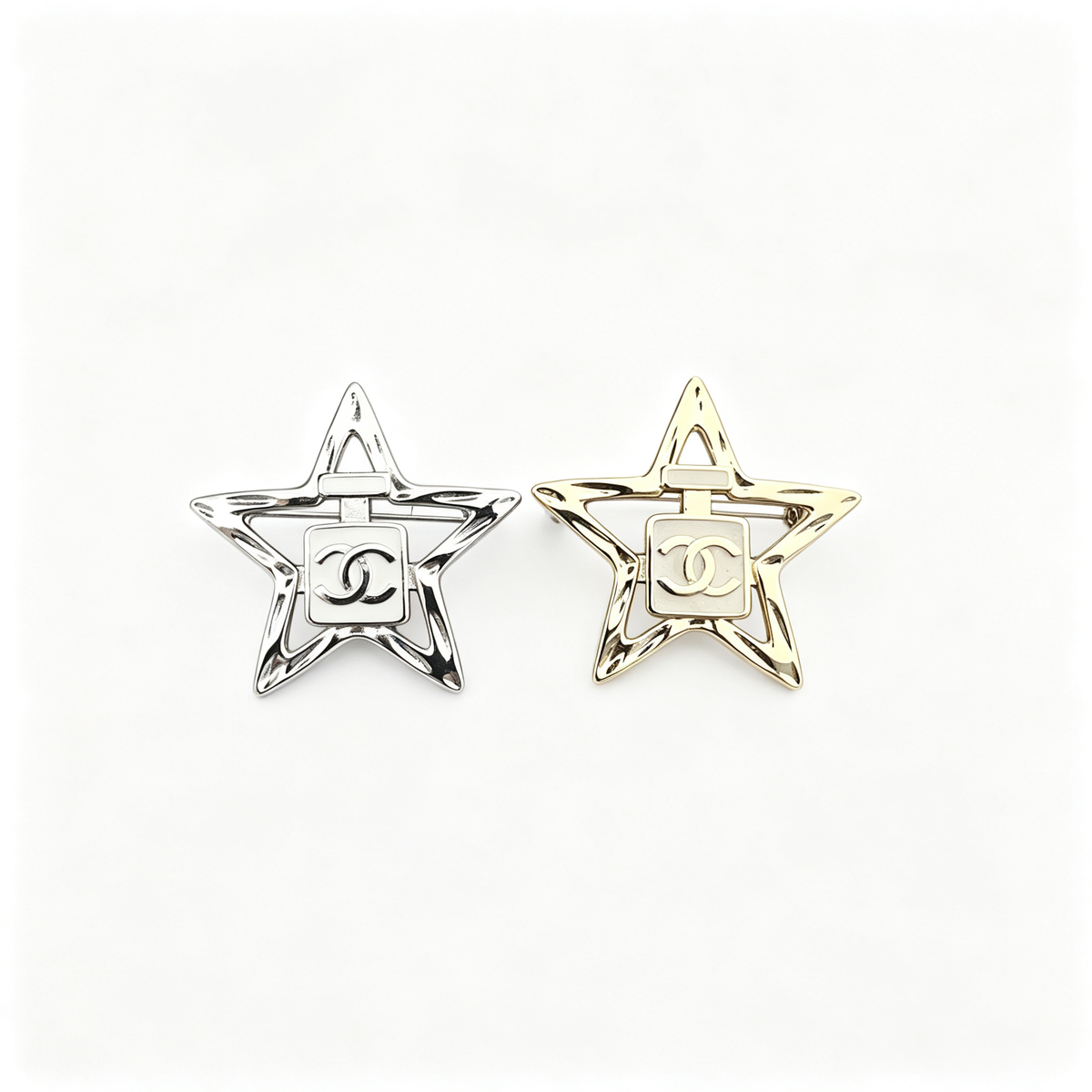Openwork Star Brooch – Enamel Center Block