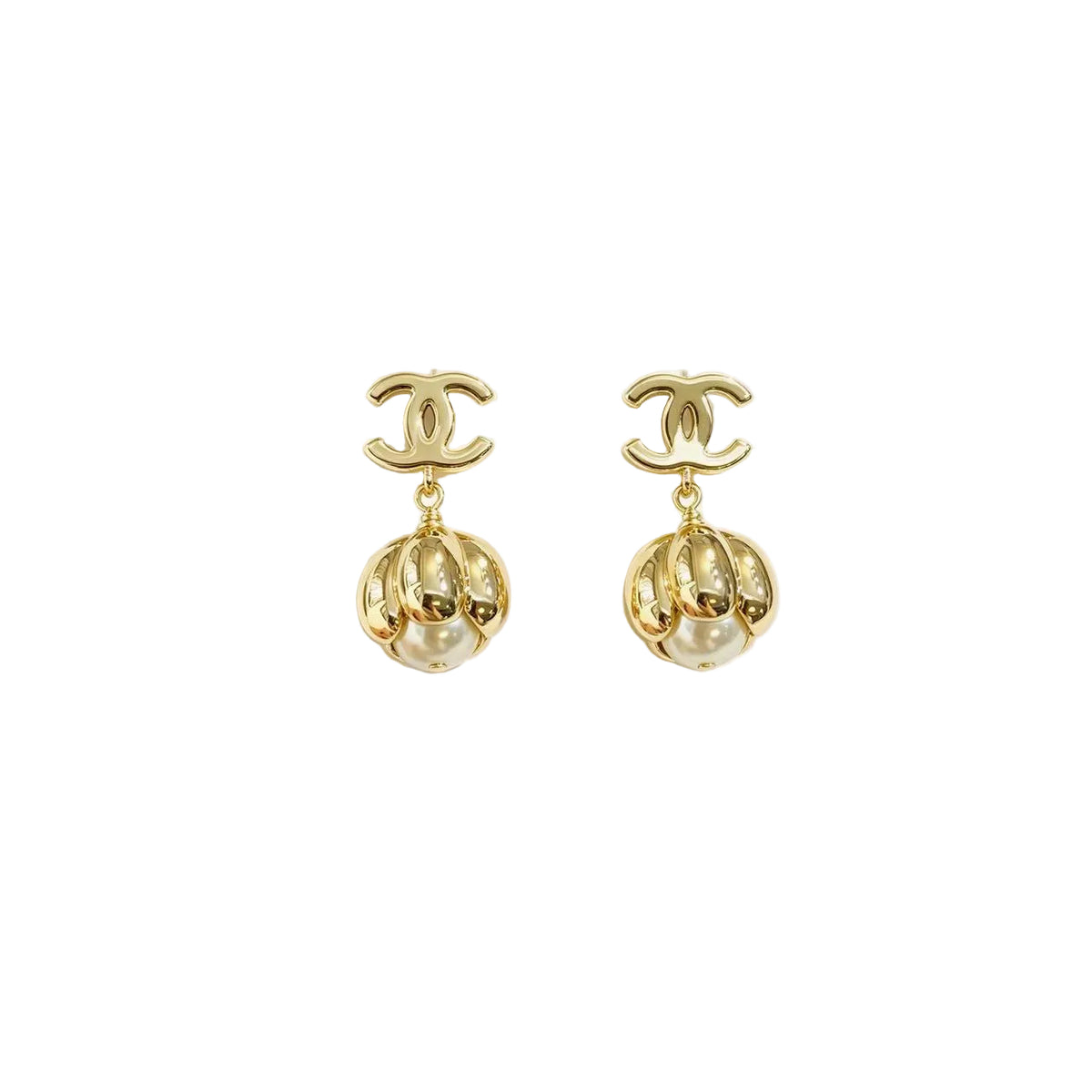 Interlocking C Stud Earrings with Flower Drop