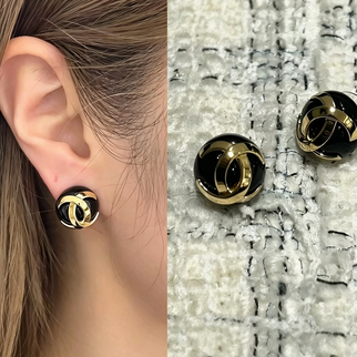 C-Hug-Bead Stud Earrings–Half-Ball Dome Design
