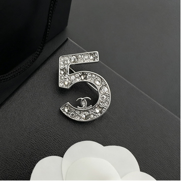 Number 5 Brooch – Mixed Crystals & Beads