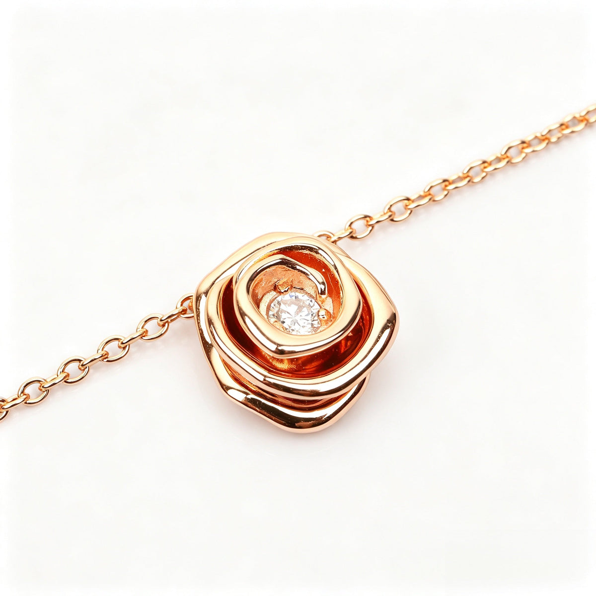 Bud Pendant Necklace for Women Red Gem Luxury Jewelry for Daily