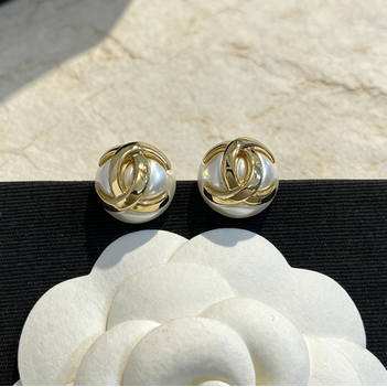 C-Hug-Bead Stud Earrings–Half-Ball Dome Design